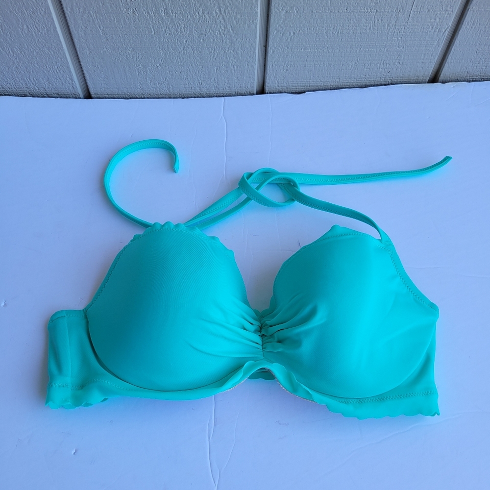 Victoria's secret swim top alter size 36 C